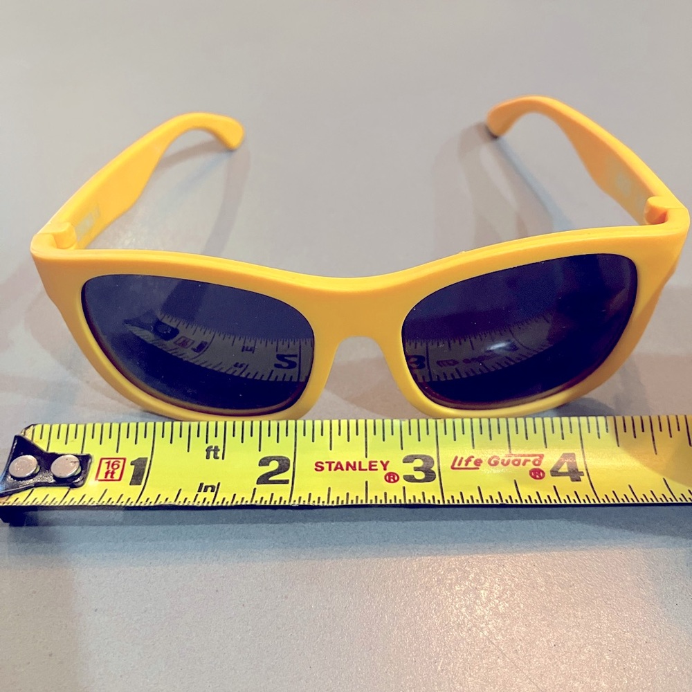 COPY - Babiators “original Navigator” style sunglasses size 3-4.